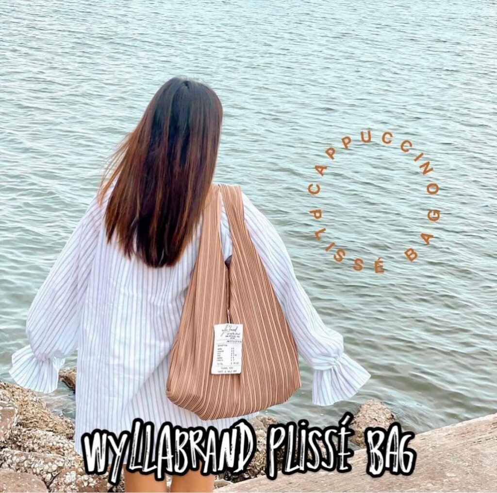 泰國自家品牌 Wyllabrand Plissé bag